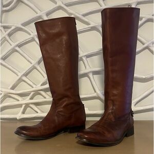 Women’s Frye boots size 9